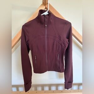 🏷️SOLD NWOT lululemon Goodnight Plum Cropped Define 4